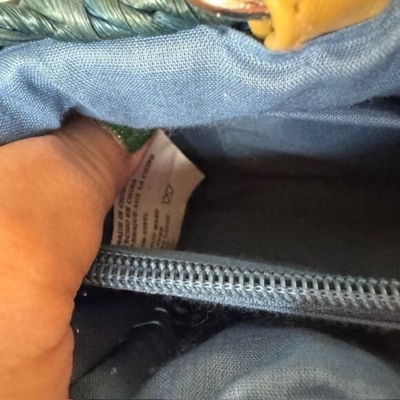 Handwoven Multi-Color Wicker Tote With Bamboo Handles & Zippered Interior - Picture 8 of 9